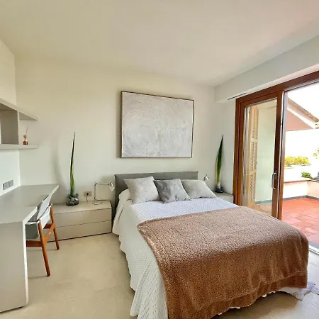 Cokkinis With Garden Overlooking The Sea Villa *