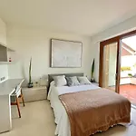 Cokkinis Villa: Seaside Retreat With Ev Charging Villa *