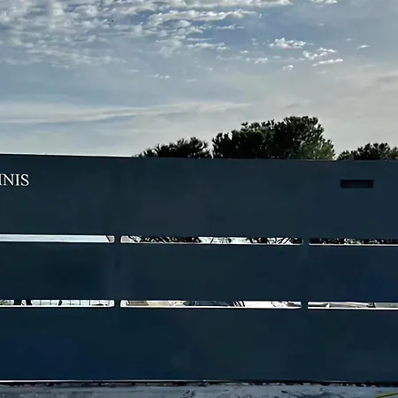 Cokkinis Fronte Mare Con Ampio Giardino Villa Varazze