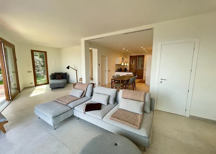 Villa Cokkinis Fronte Mare Con Ampio Giardino